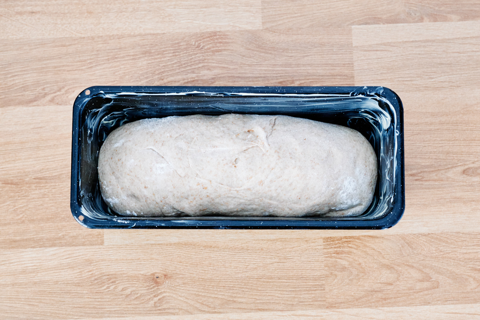 A bread made from wholemeal spelt flour and sweetened with honey. It is nice and creamy and full of taste.